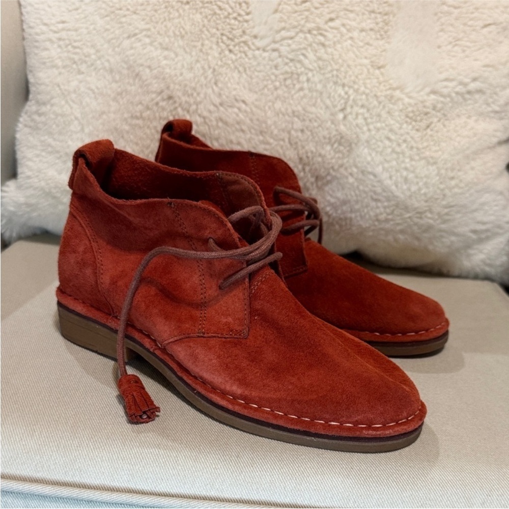 Hush Puppies Women's Chukka Boots - Deep Red Suede